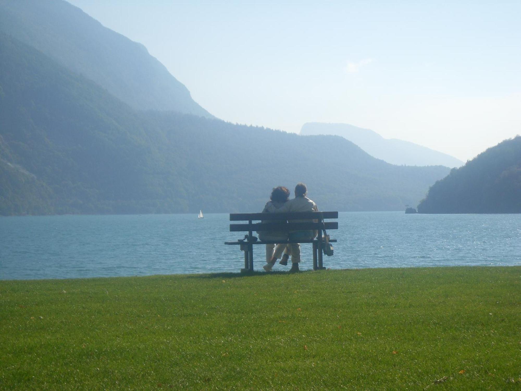 Garni Lago Alpino Molveno Eksteriør billede